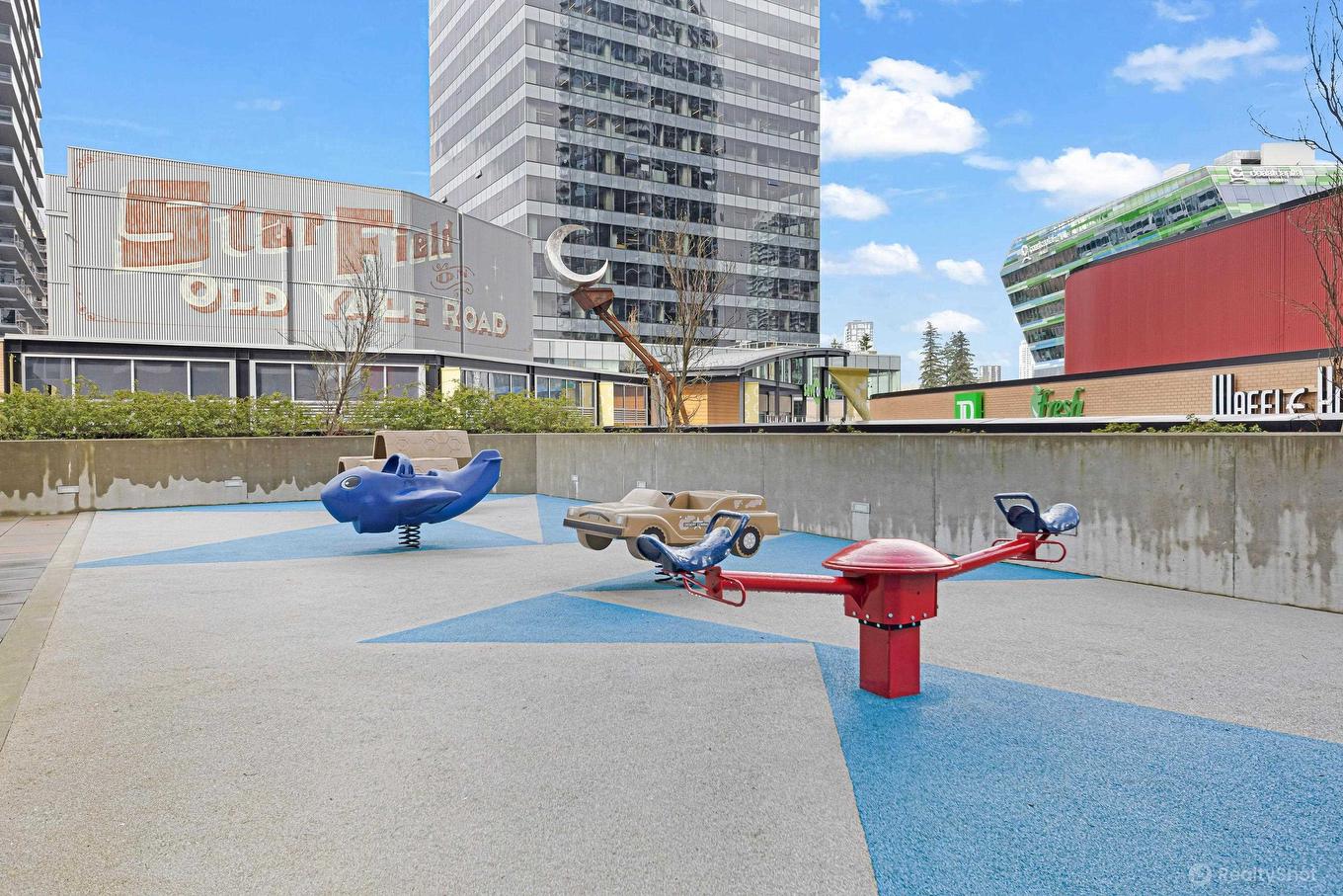 1909-13655 Fraser Highway, Surrey, BC