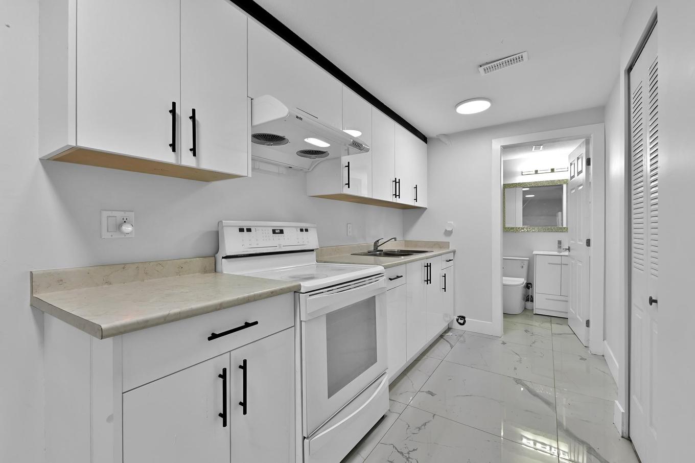 32955 Malahat Place, Abbotsford, BC