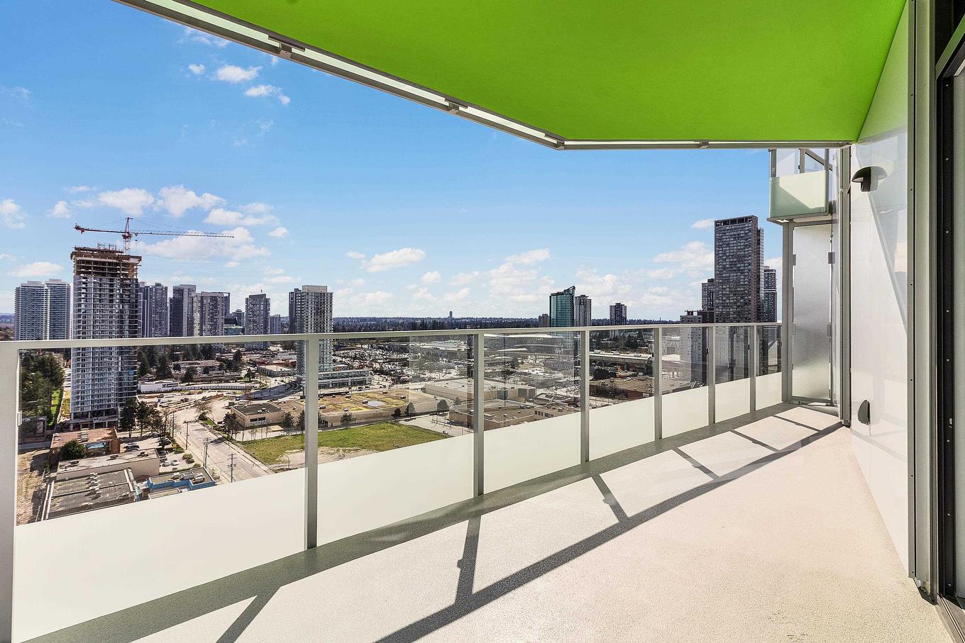 1802-10428 Whalley Boulevard, Surrey, BC