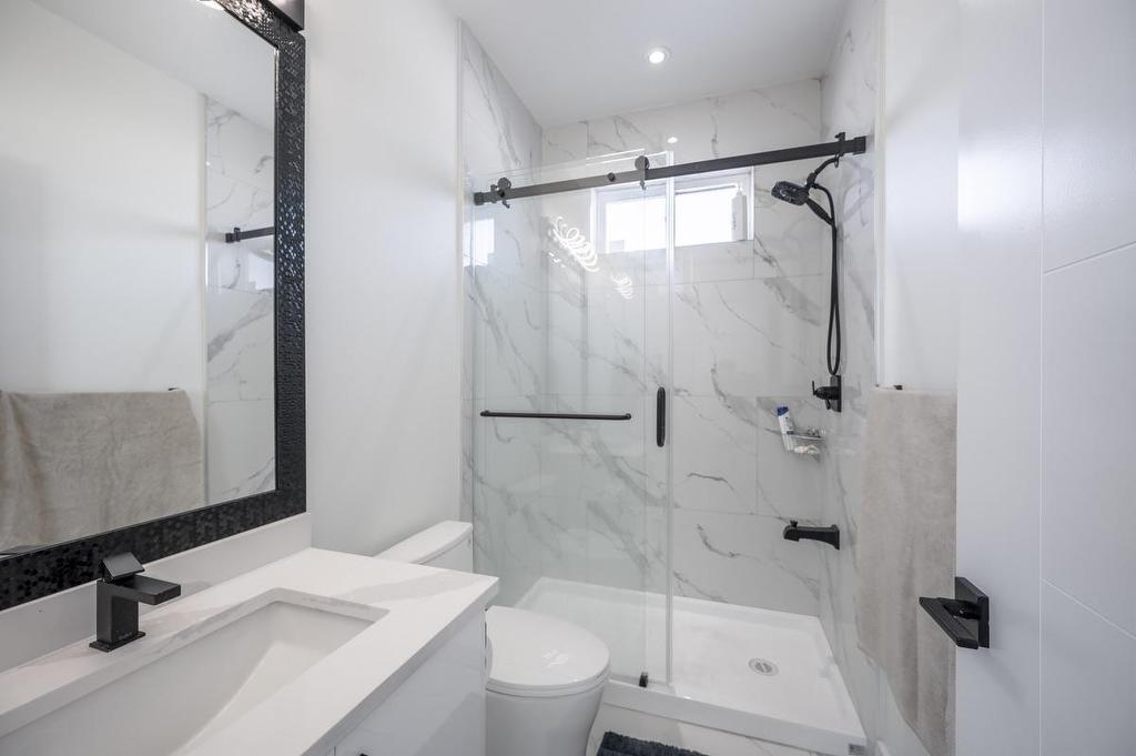 2725 Springhill Street, Abbotsford, BC