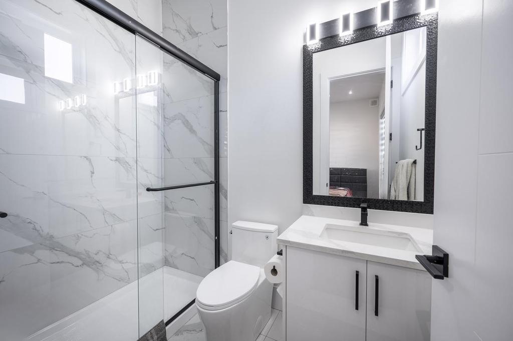 2725 Springhill Street, Abbotsford, BC