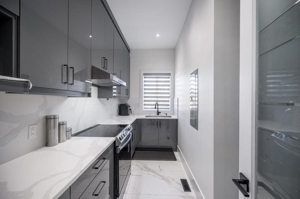 2725 Springhill Street, Abbotsford, BC