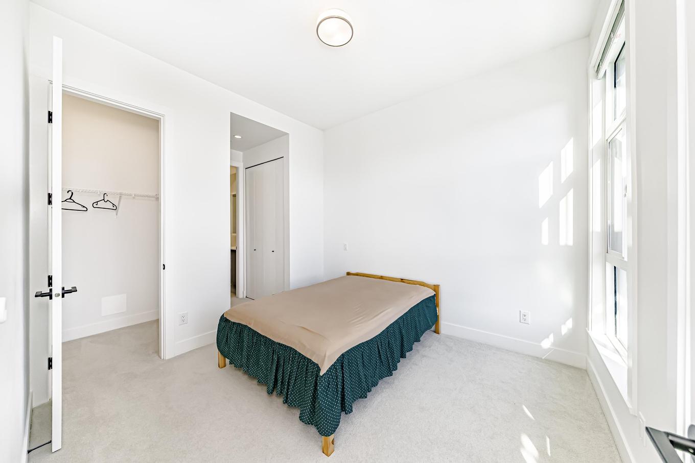 318-13933 105 Boulevard, Surrey, BC