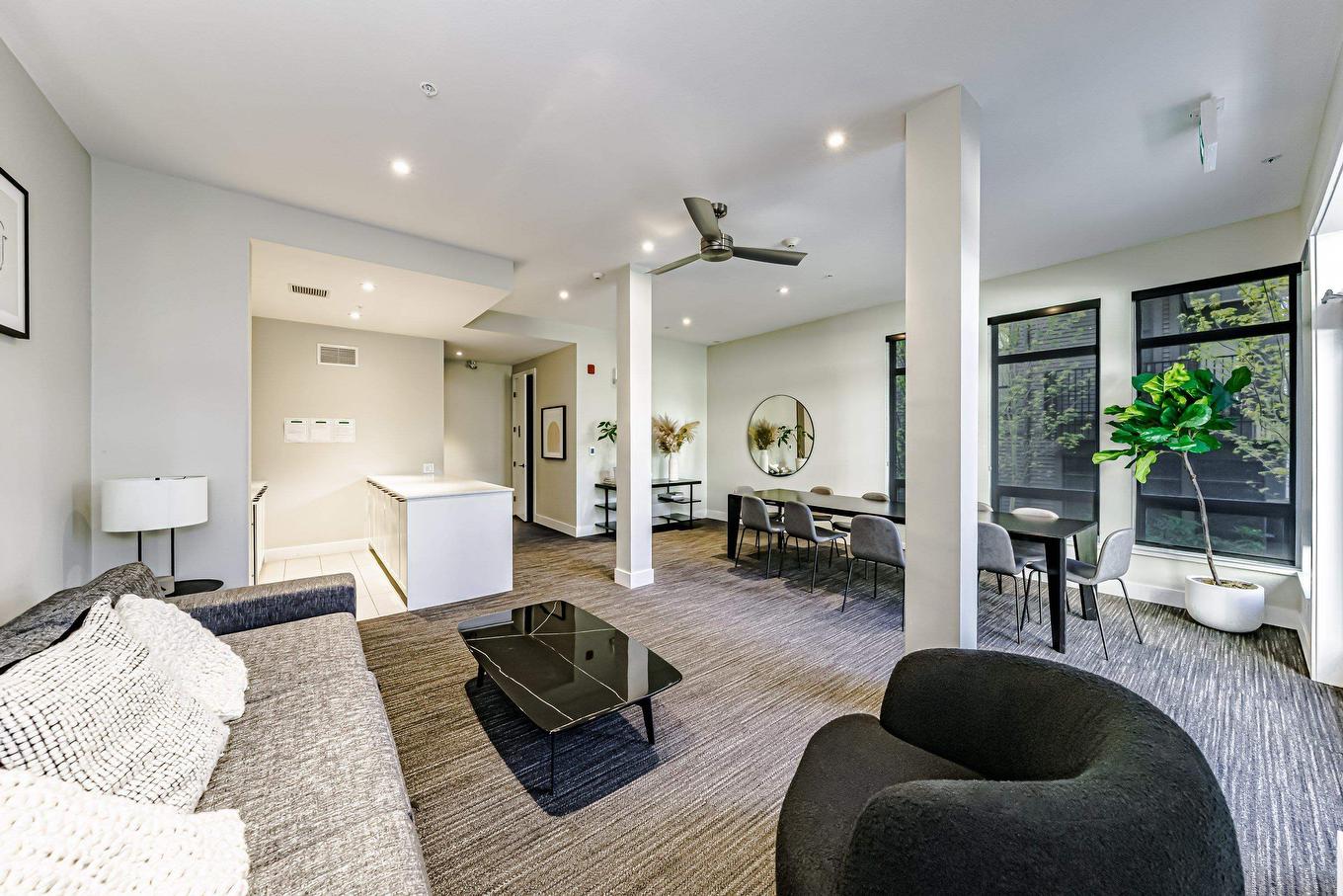 318-13933 105 Boulevard, Surrey, BC