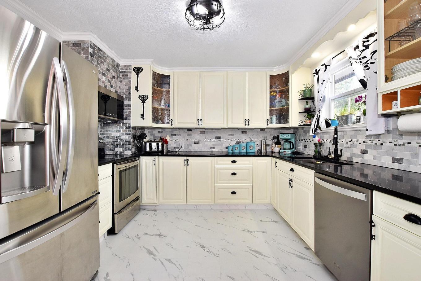 7822 Cedar Street, Mission, BC