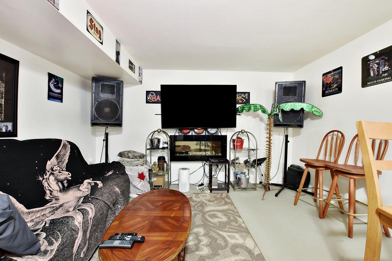 7822 Cedar Street, Mission, BC