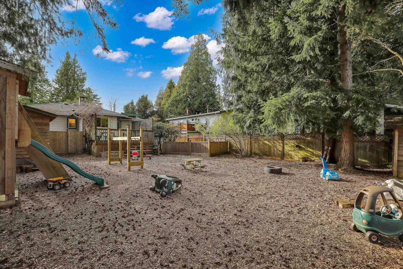 1554 Stevens Street, White Rock, BC