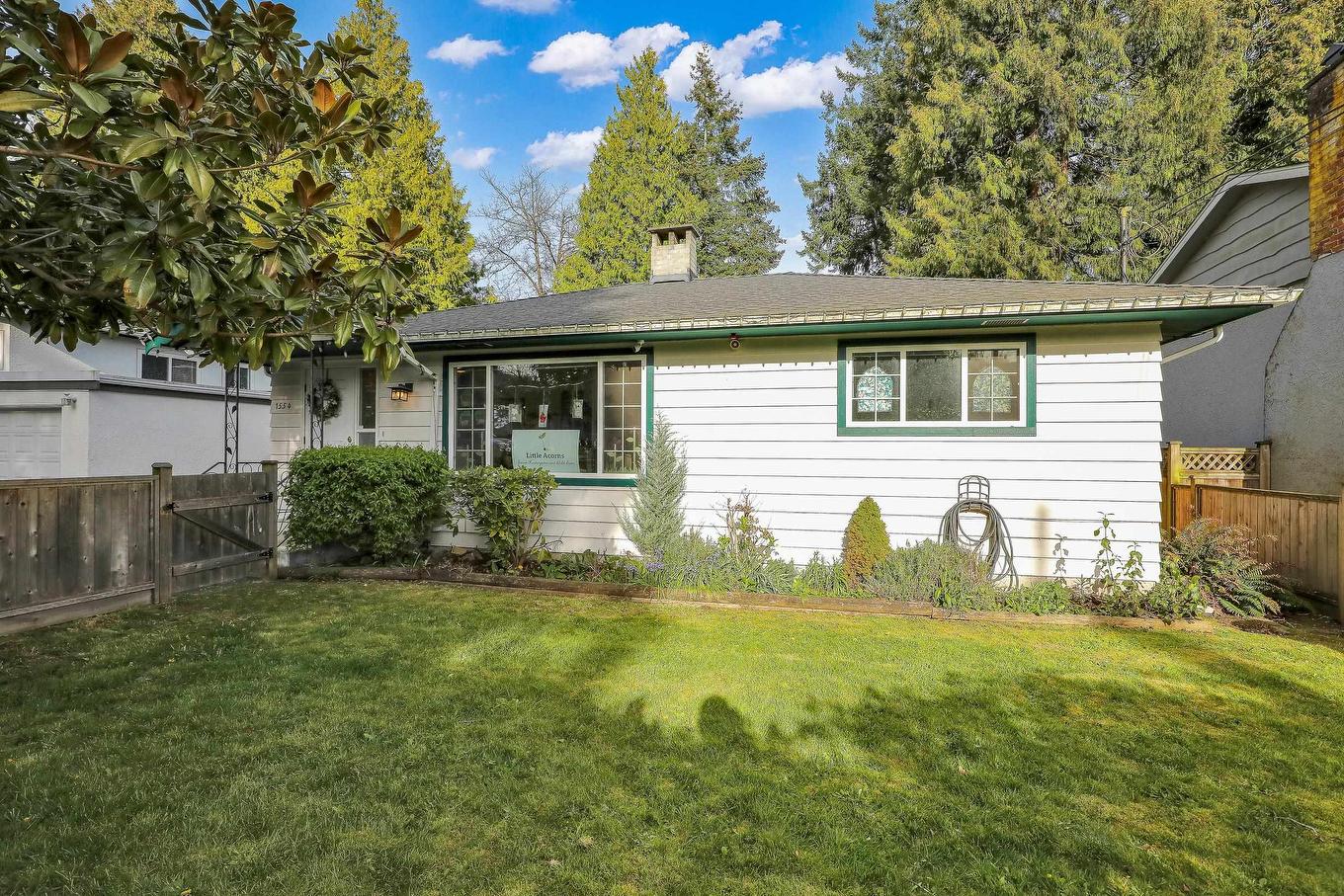 1554 Stevens Street, White Rock, BC