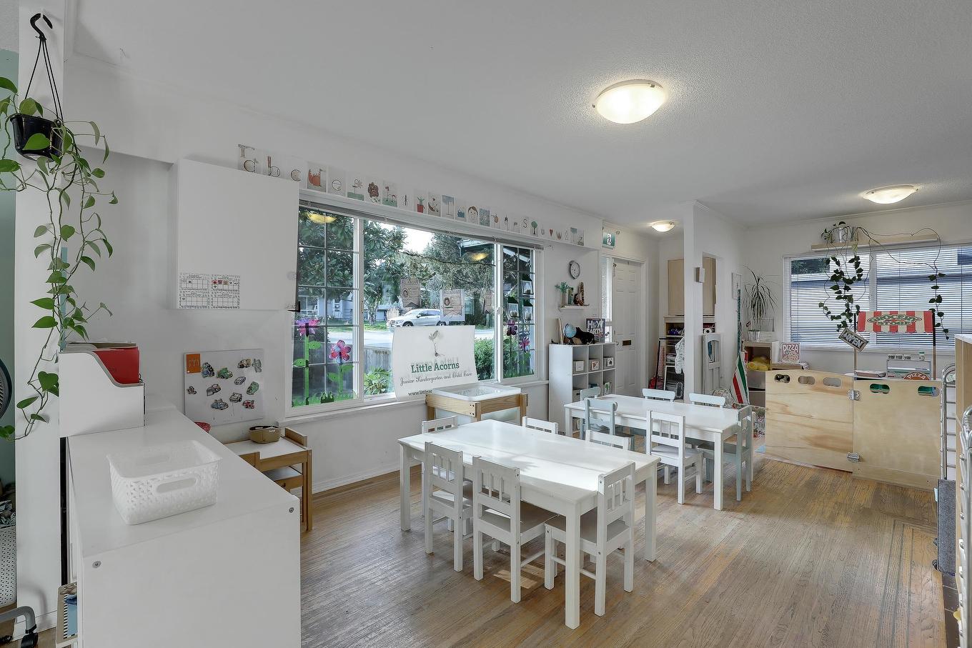 1554 Stevens Street, White Rock, BC