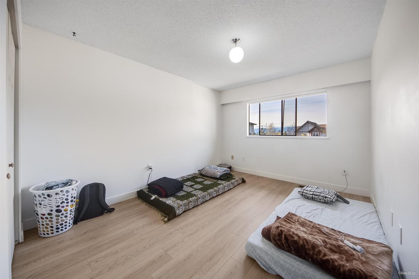 33-12045 93A Avenue, Surrey, BC