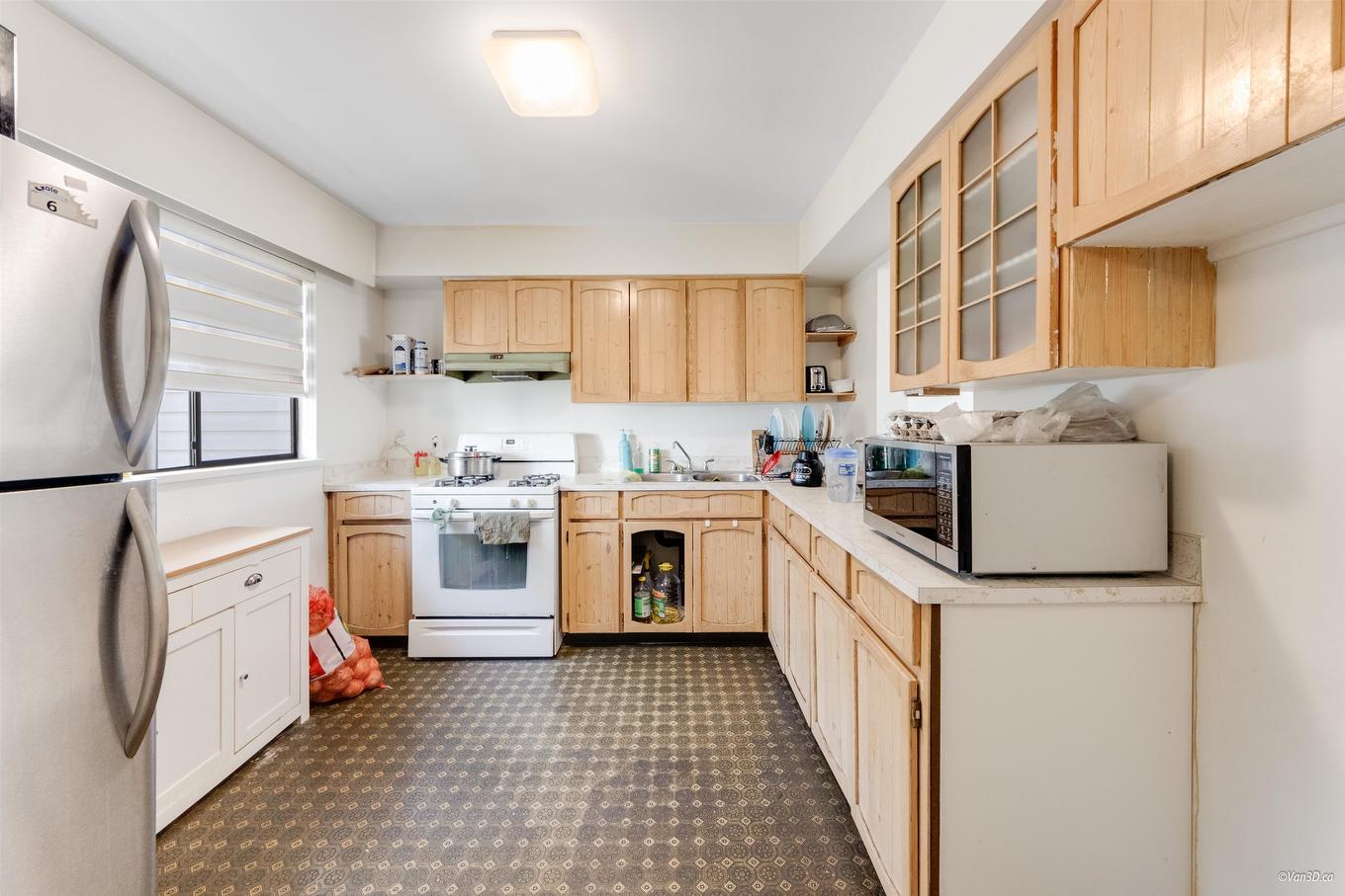 33-12045 93A Avenue, Surrey, BC