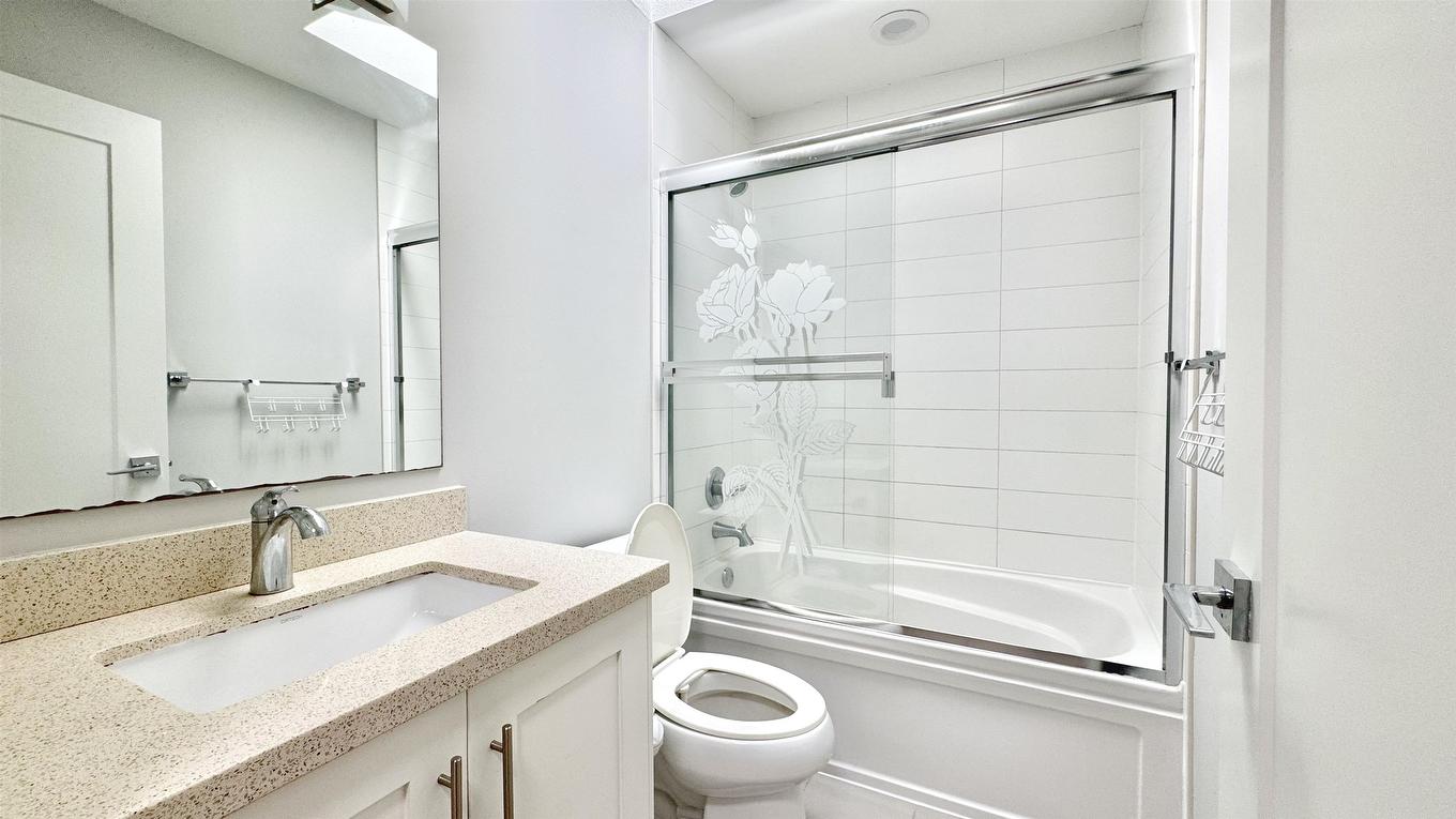 14-6162 138 Street, Surrey, BC