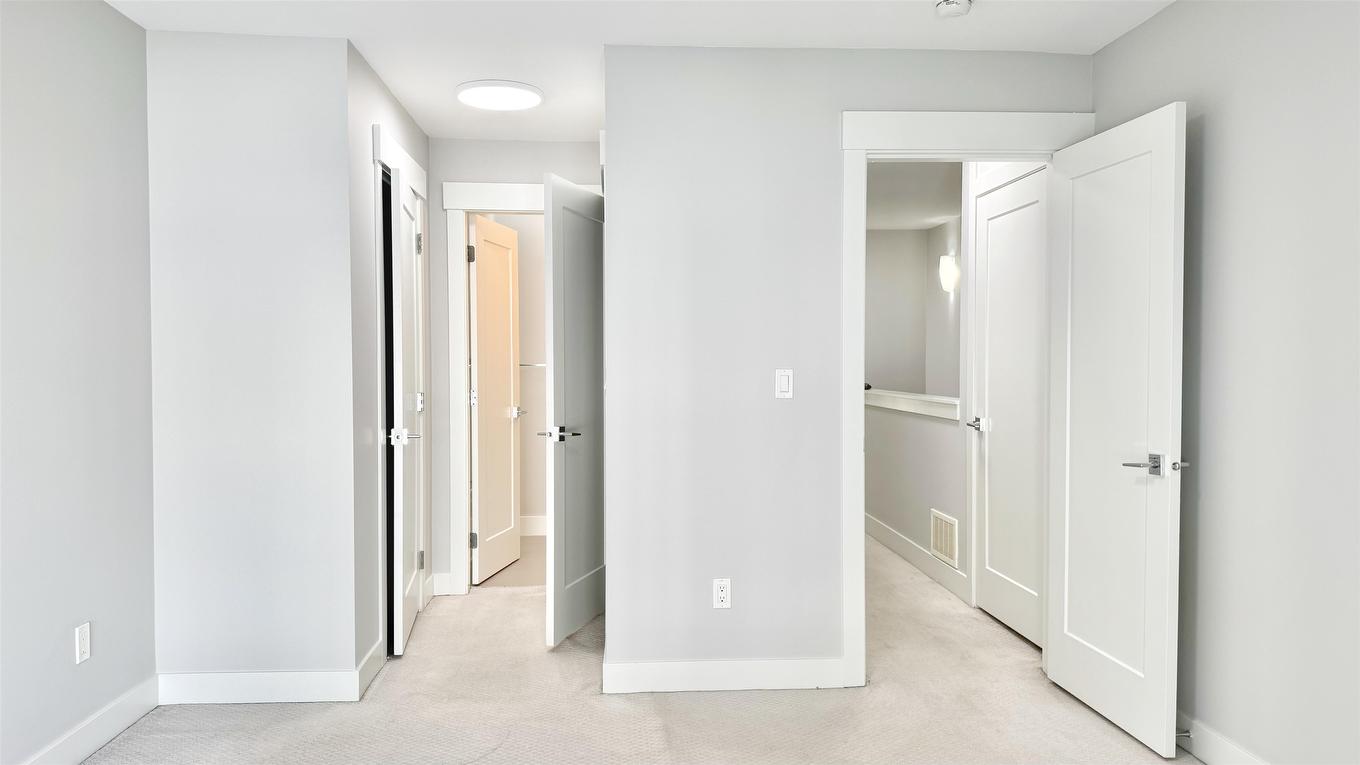 14-6162 138 Street, Surrey, BC