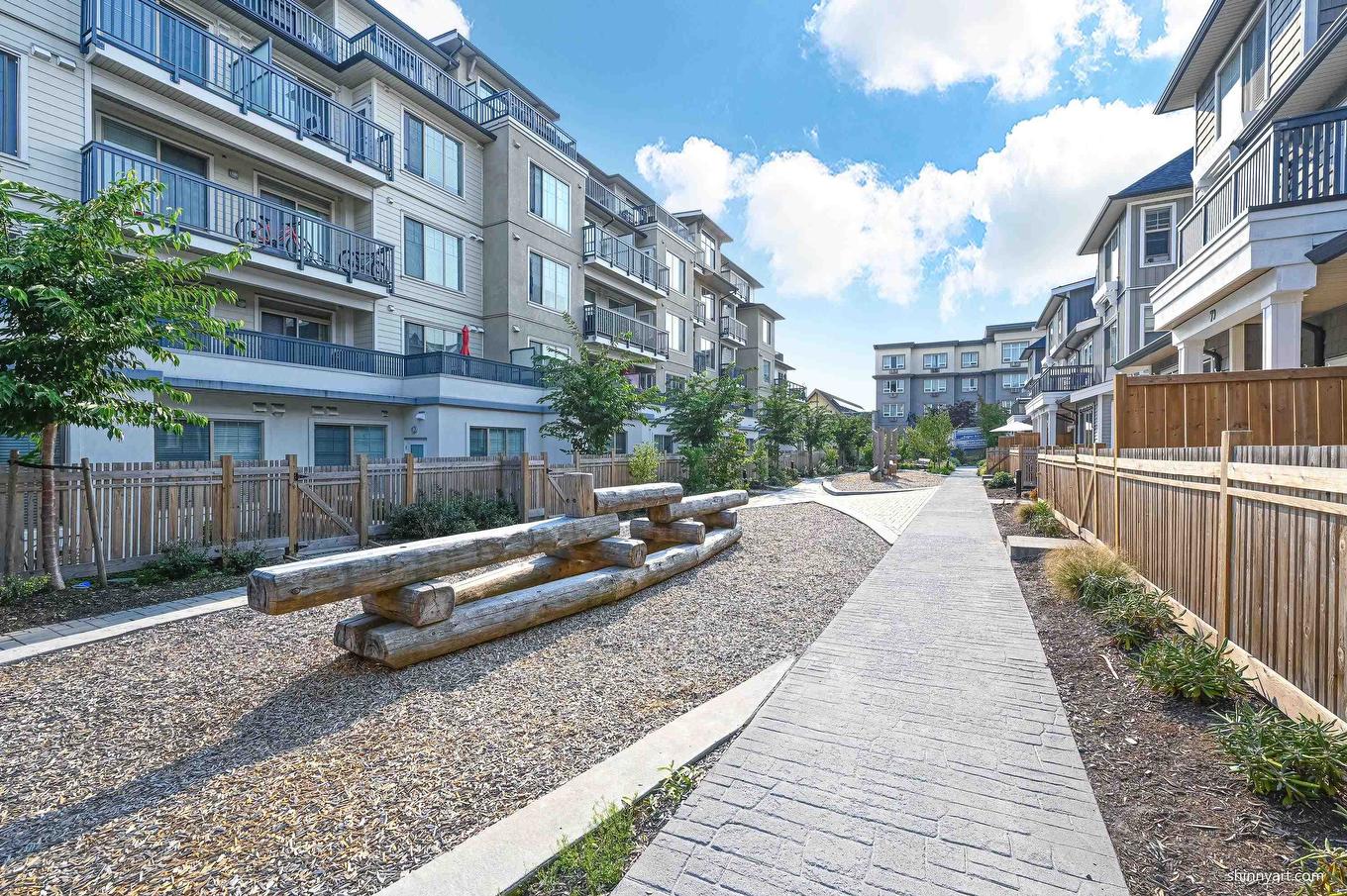 A414-20487 65 Avenue, Langley, BC