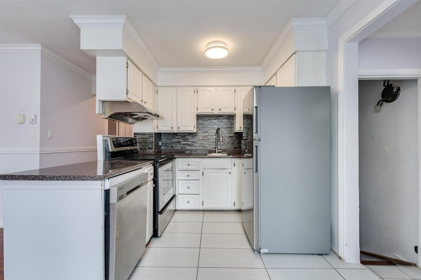 33914 George Ferguson Way, Abbotsford, BC