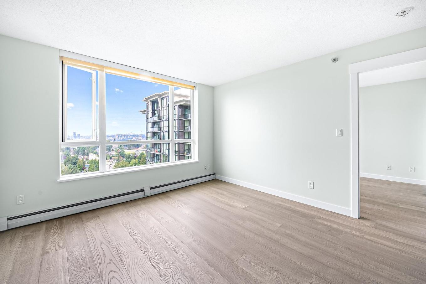 1805-10777 University Drive, Surrey, BC