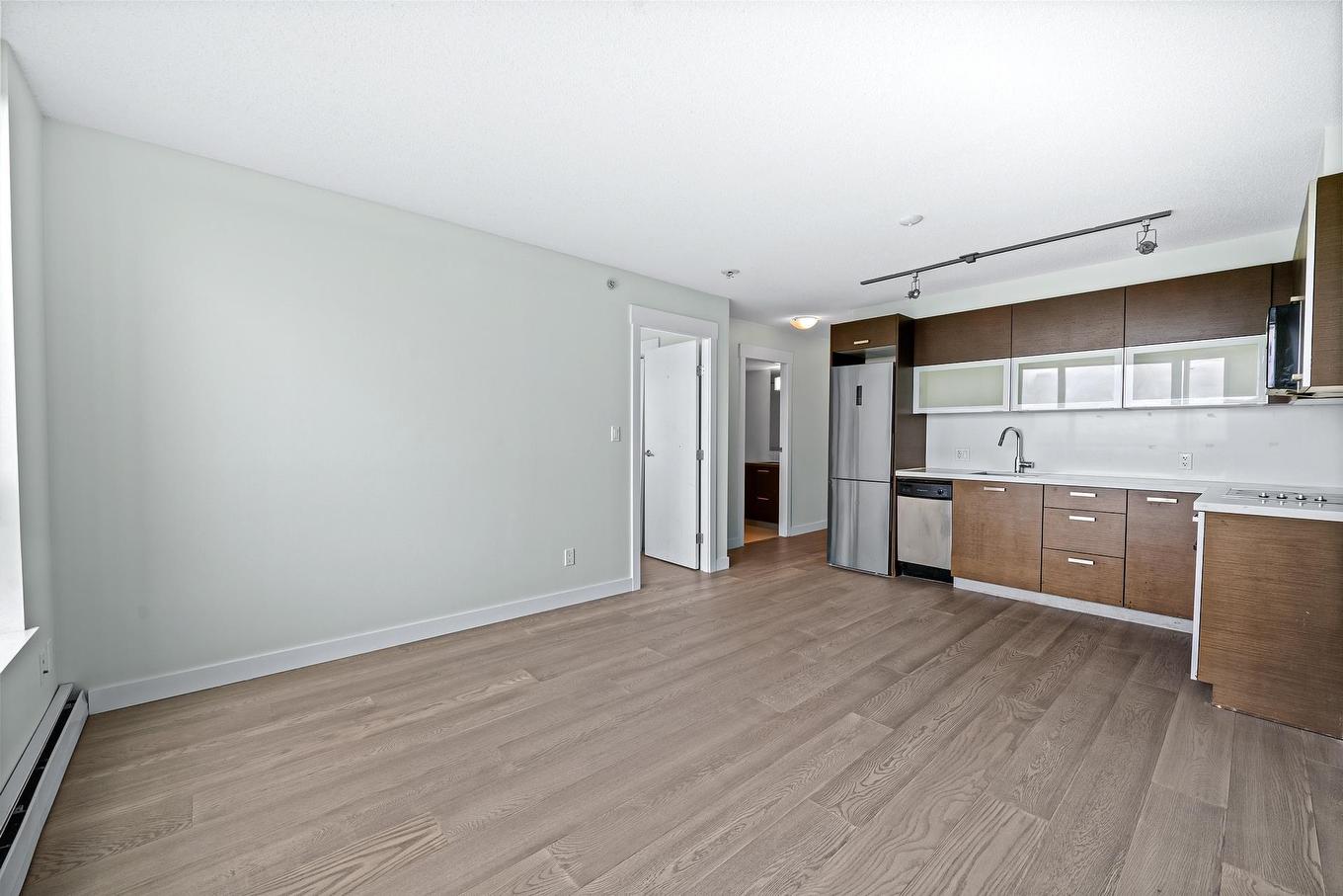 1805-10777 University Drive, Surrey, BC