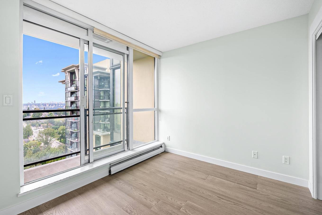 1805-10777 University Drive, Surrey, BC