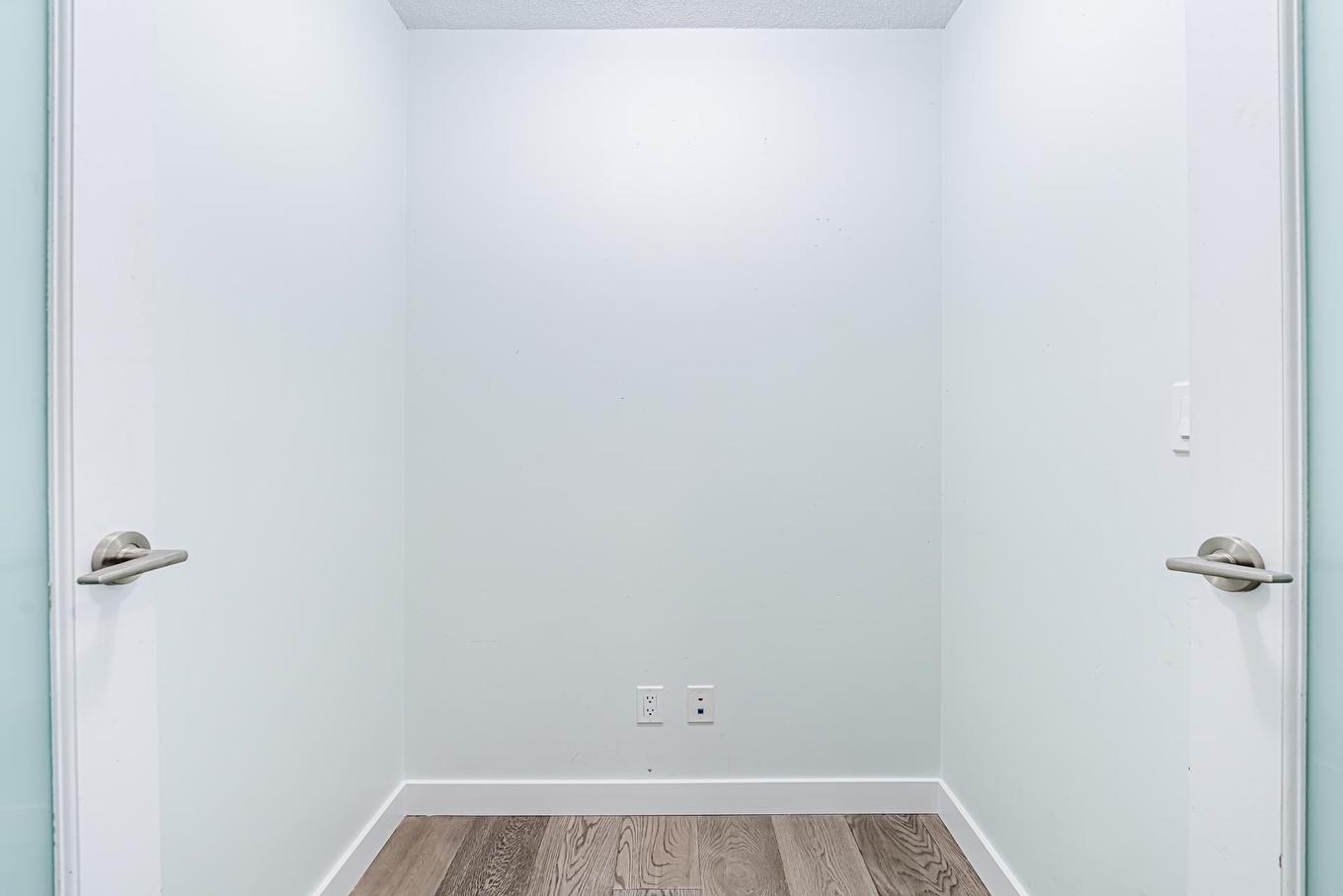 1805-10777 University Drive, Surrey, BC