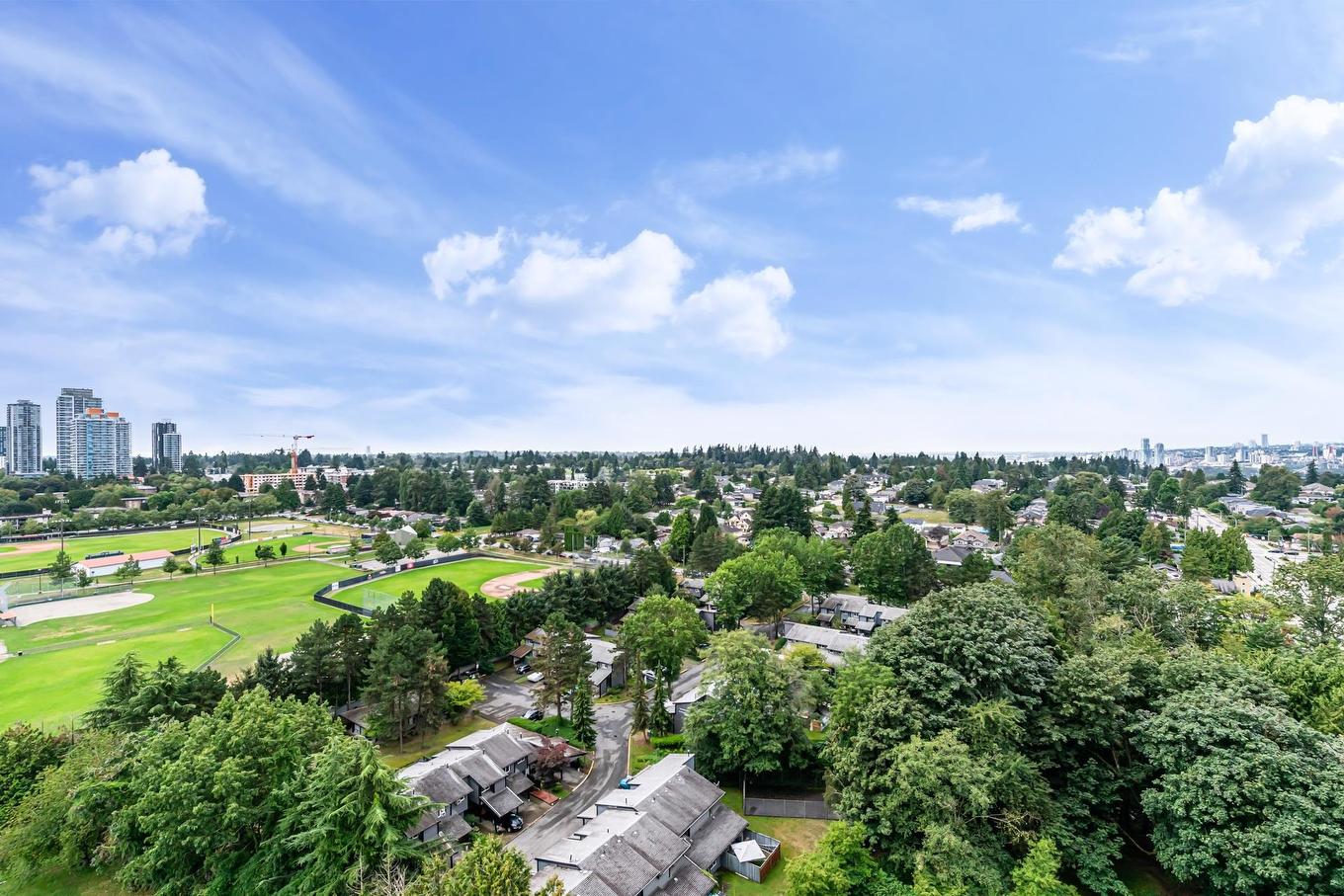 1805-10777 University Drive, Surrey, BC