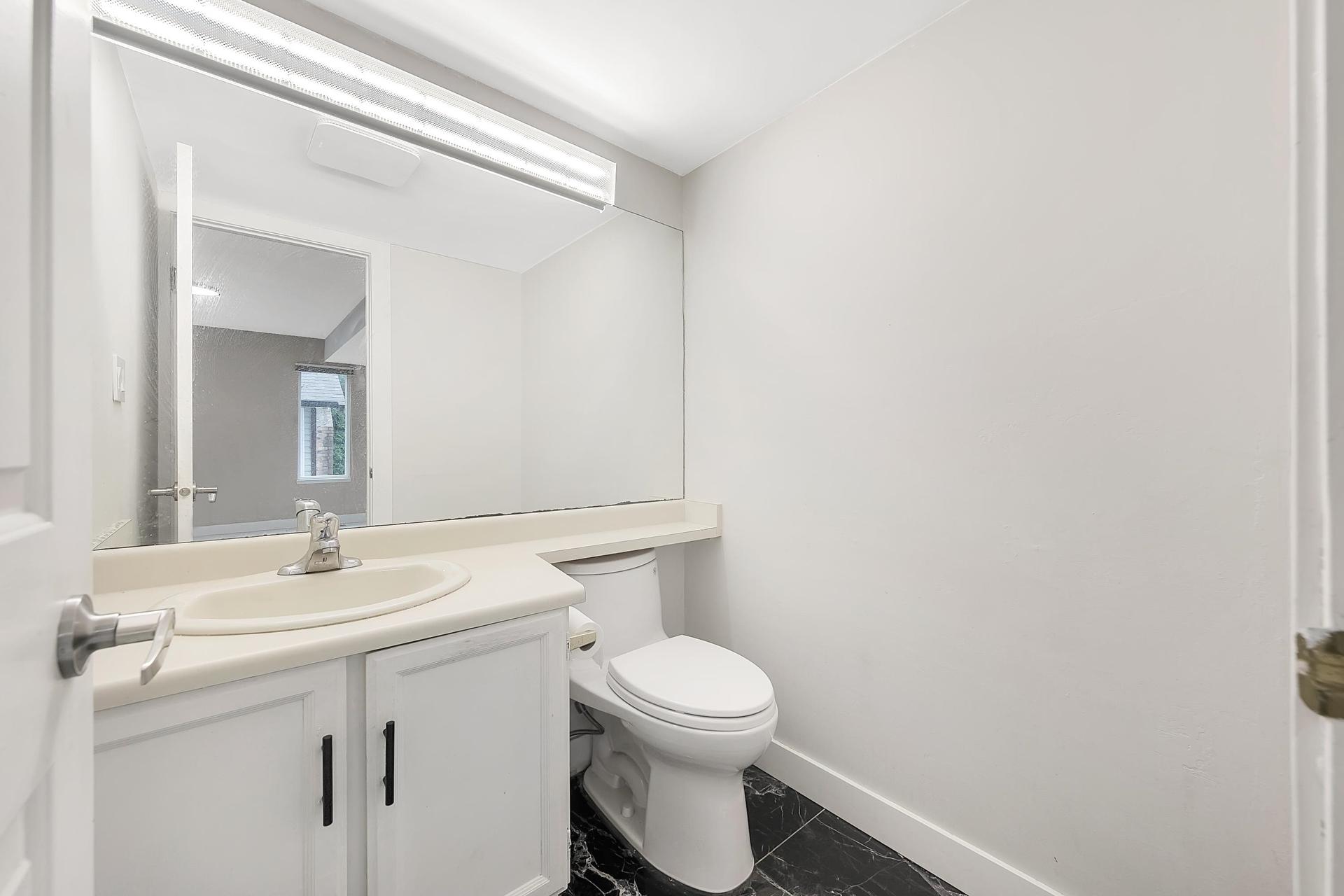15006 99A Avenue, Surrey, BC
