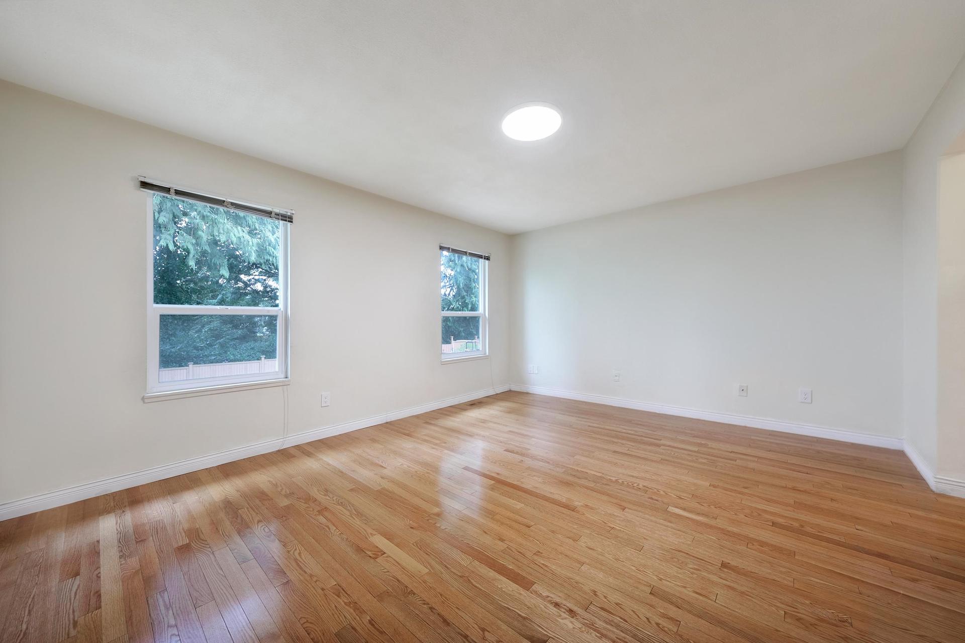 15006 99A Avenue, Surrey, BC