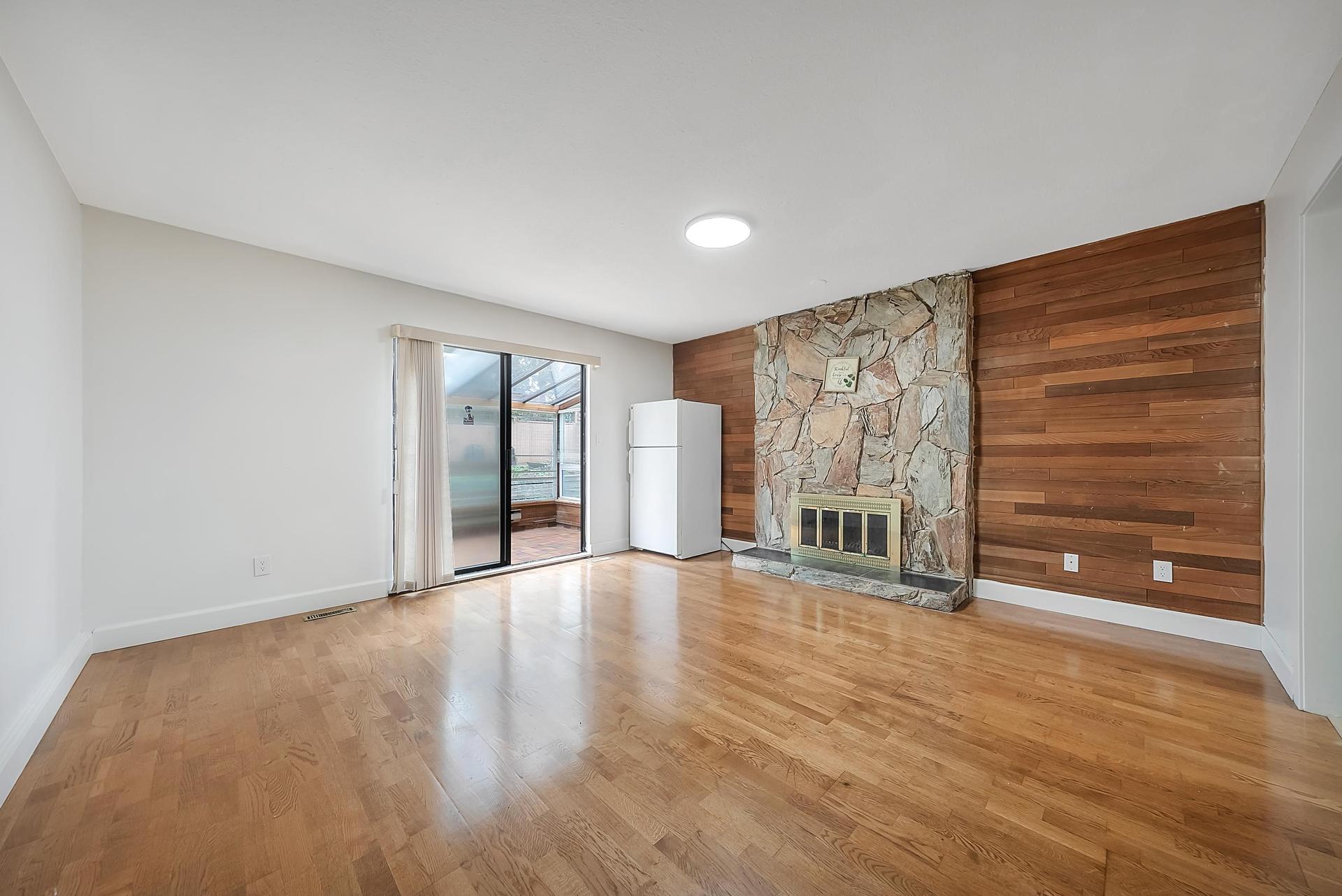 15006 99A Avenue, Surrey, BC