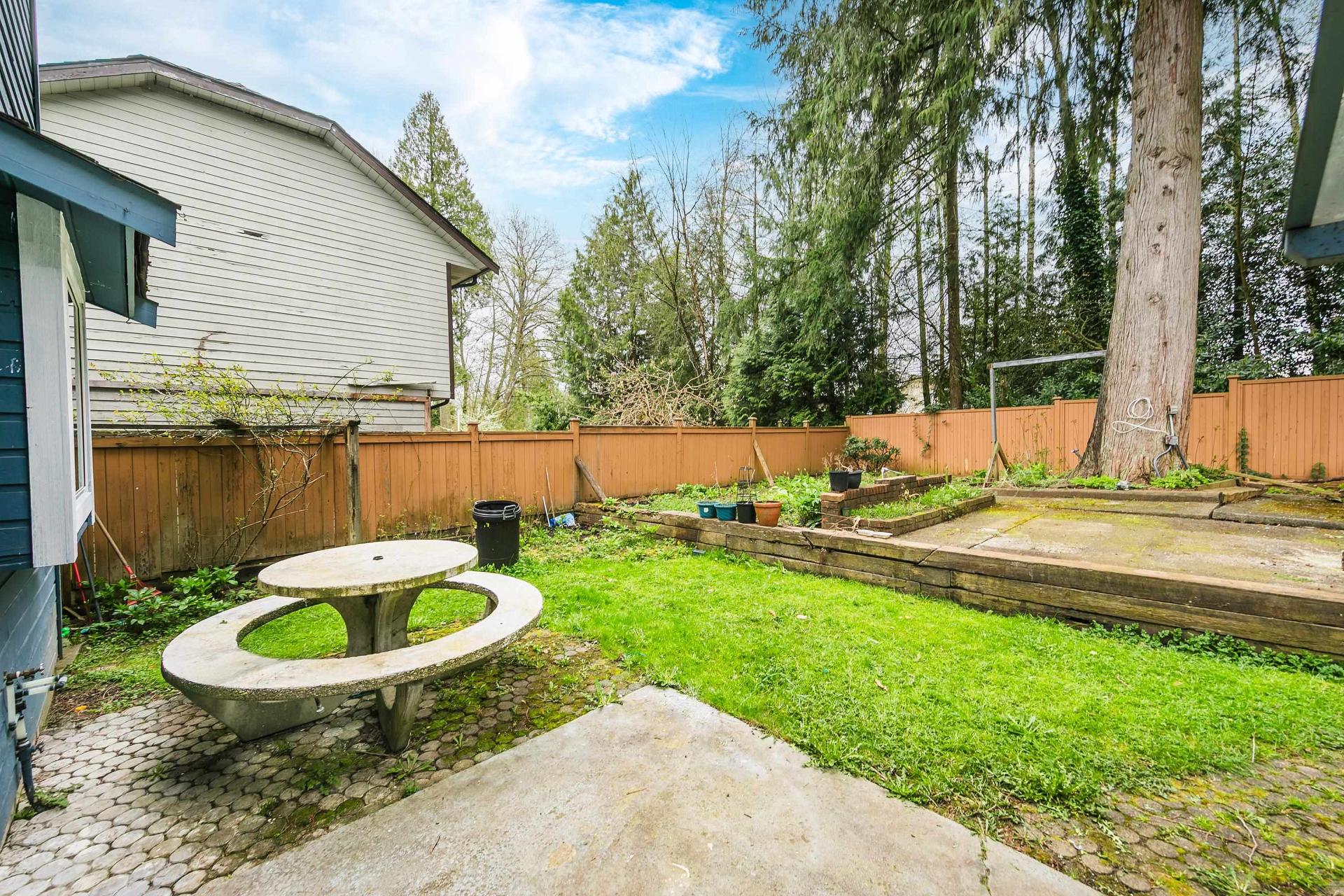 15006 99A Avenue, Surrey, BC