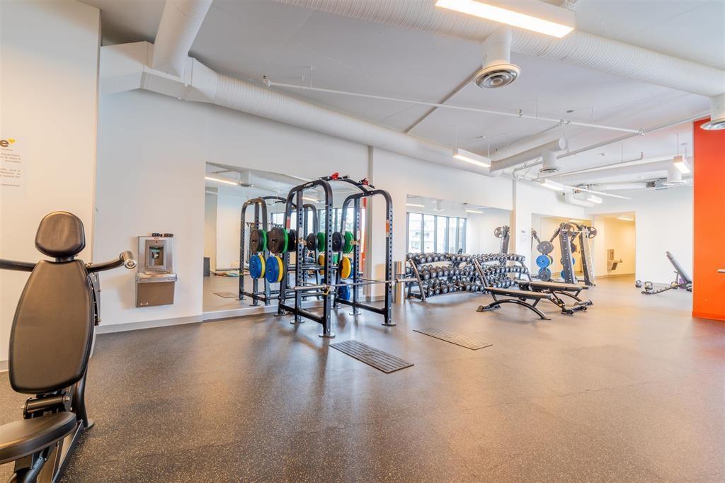 Th1-10448 University Drive, Surrey, BC