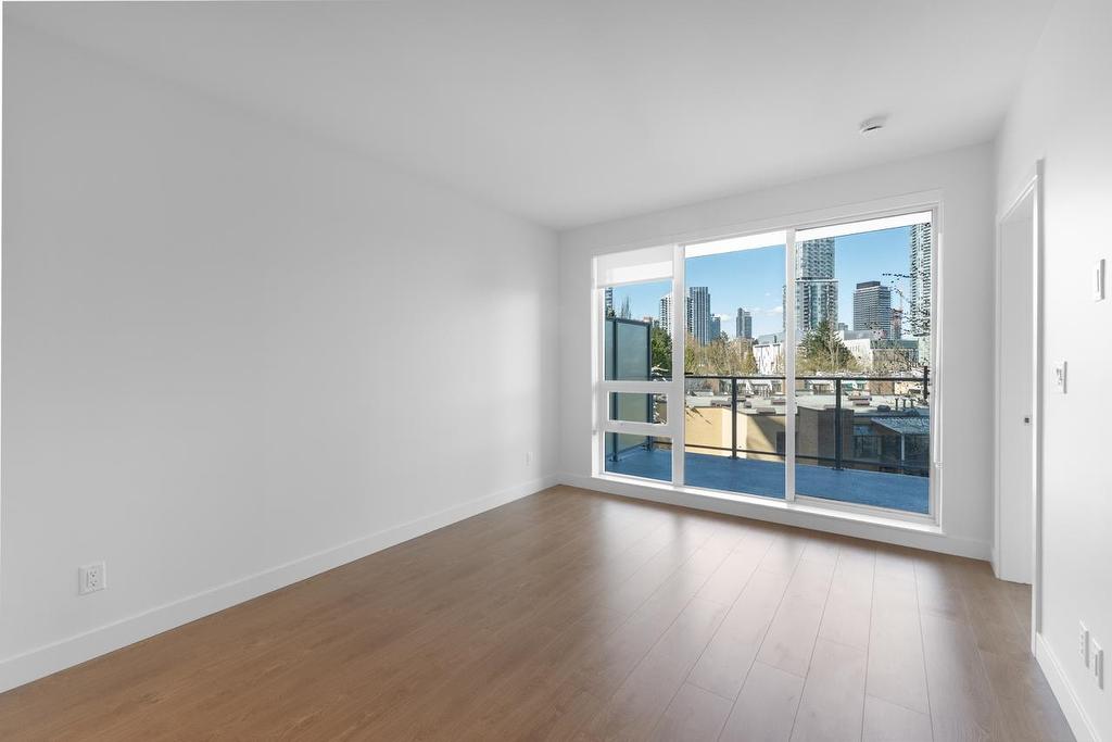 301-13387 Old Yale Road, Surrey, BC