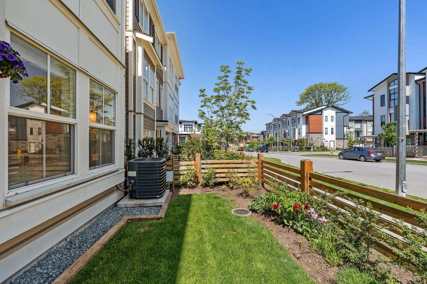 43-20680 76B Avenue, Langley, BC