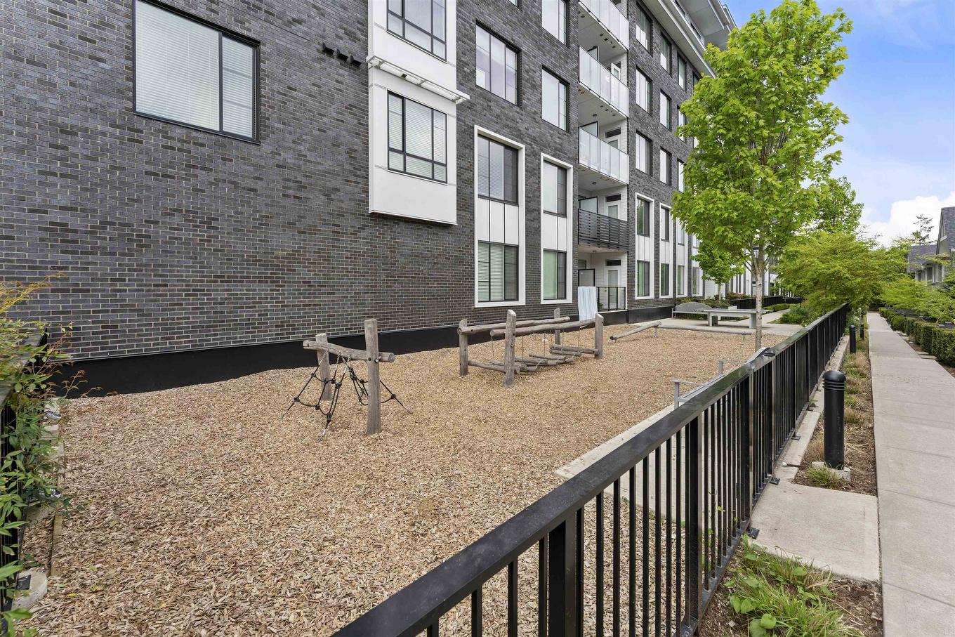 402-13623 81A Avenue, Surrey, BC