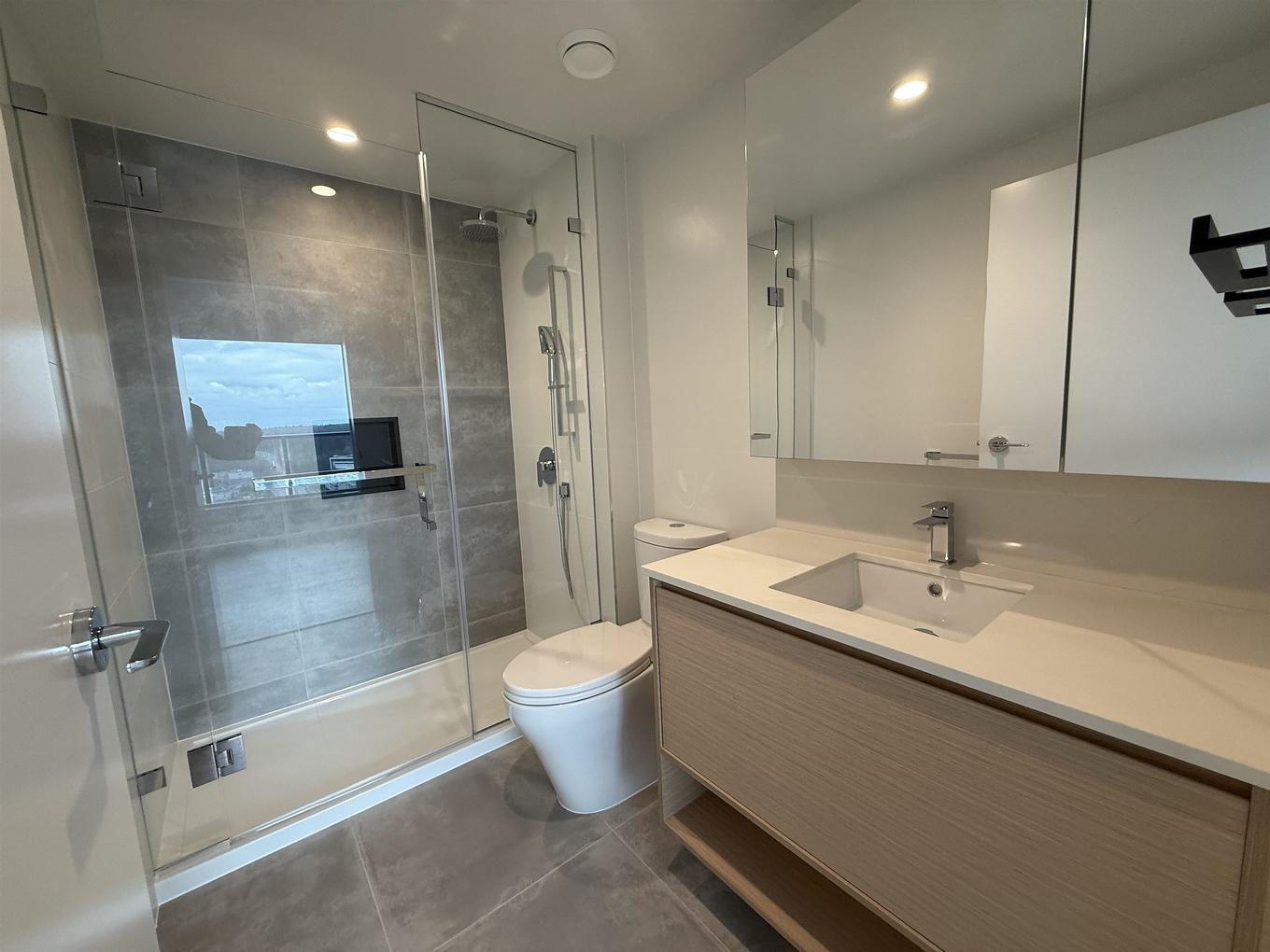 2210-13725 George Junction, Surrey, BC