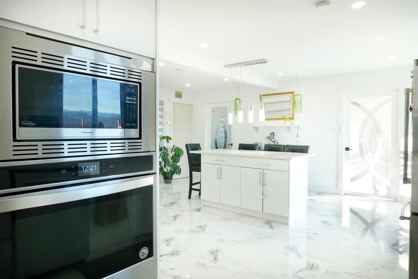 5038 Riverside Street, Abbotsford, BC