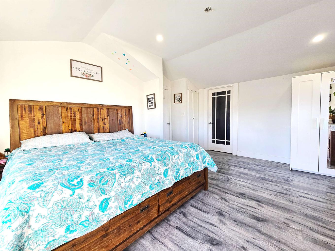 5038 Riverside Street, Abbotsford, BC