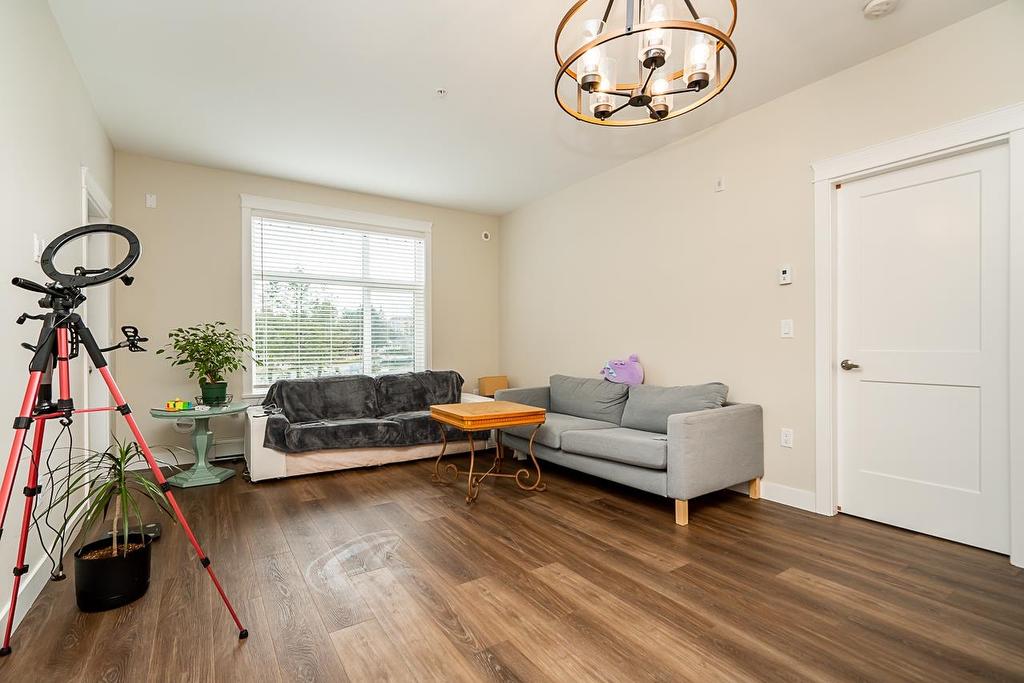 408-11077 Ravine Road, Surrey, BC