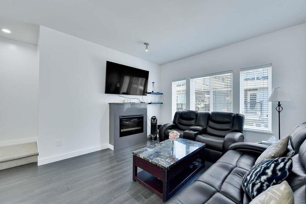 10-13864 Hyland Road, Surrey, BC