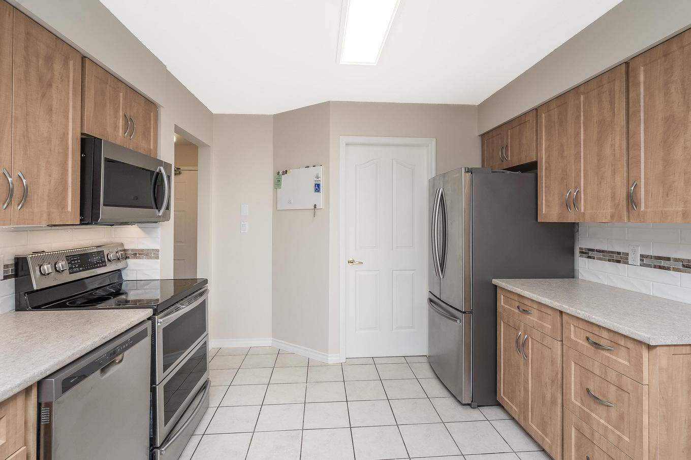 209-32145 Old Yale Road, Abbotsford, BC