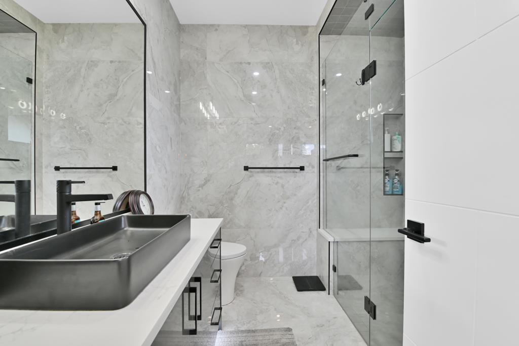 34208 Cedar Avenue, Abbotsford, BC