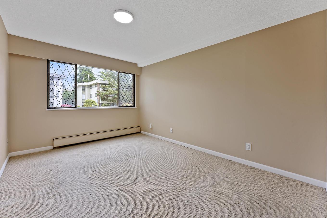 106-1331 Fir Street, White Rock, BC