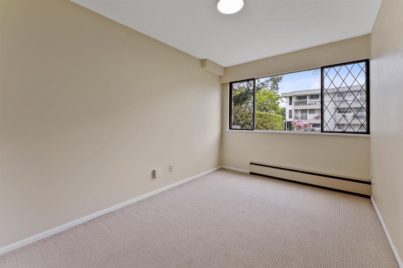 106-1331 Fir Street, White Rock, BC