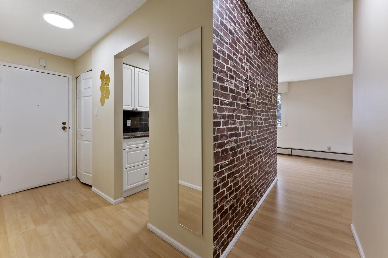 106-1331 Fir Street, White Rock, BC