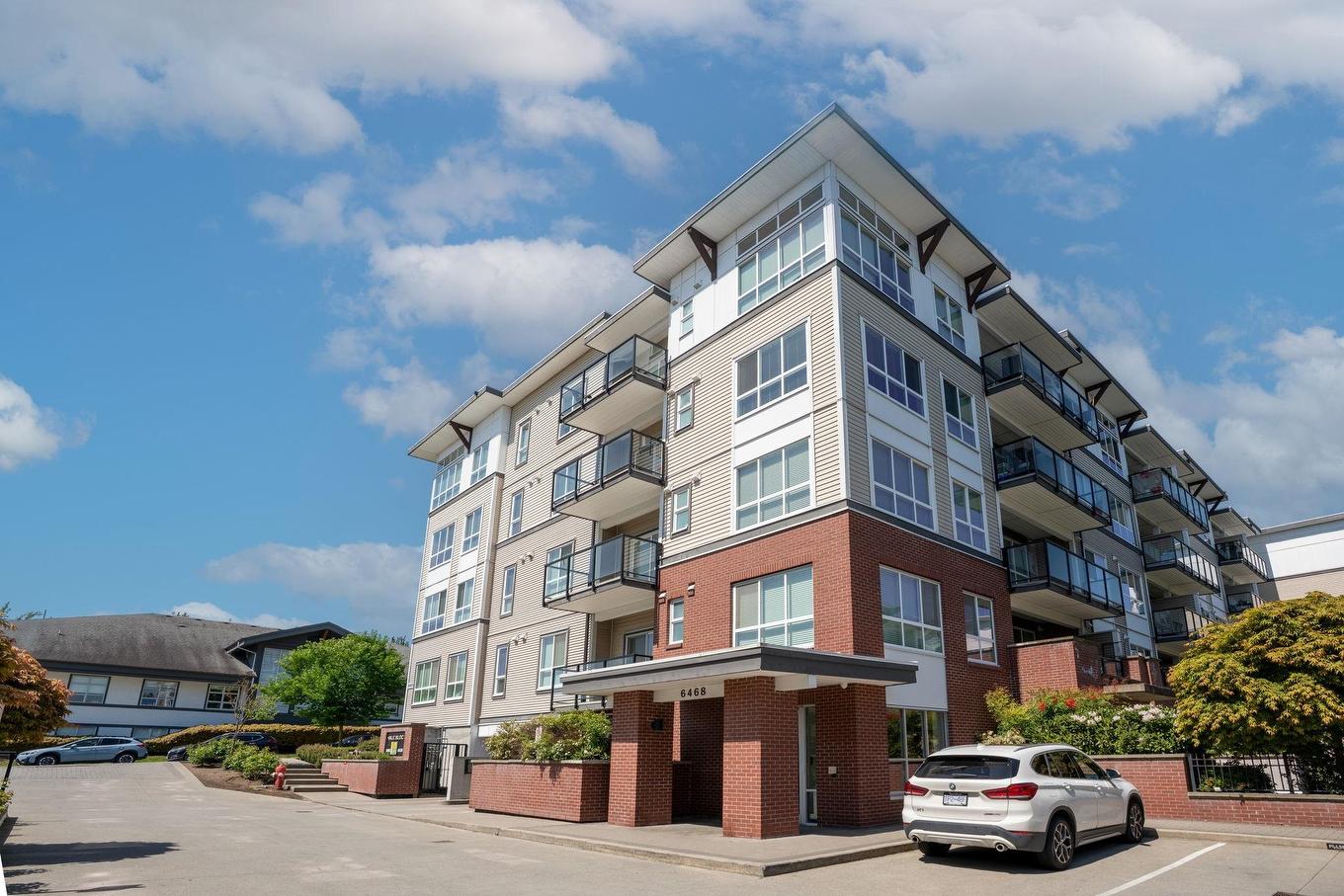 410-6468 195A Street, Surrey, BC