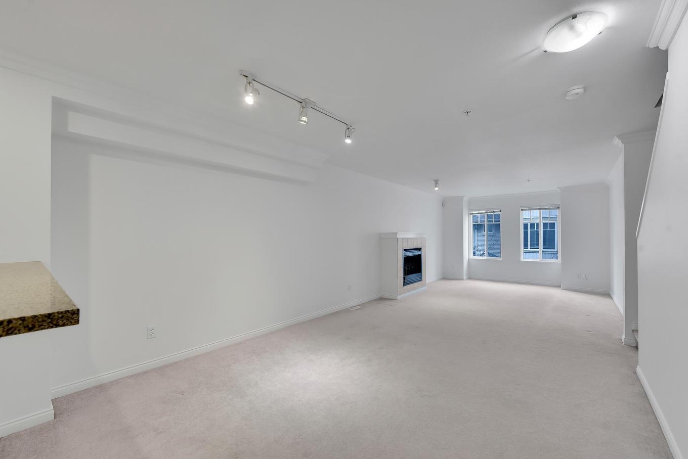 76-12040 68 Avenue, Surrey, BC