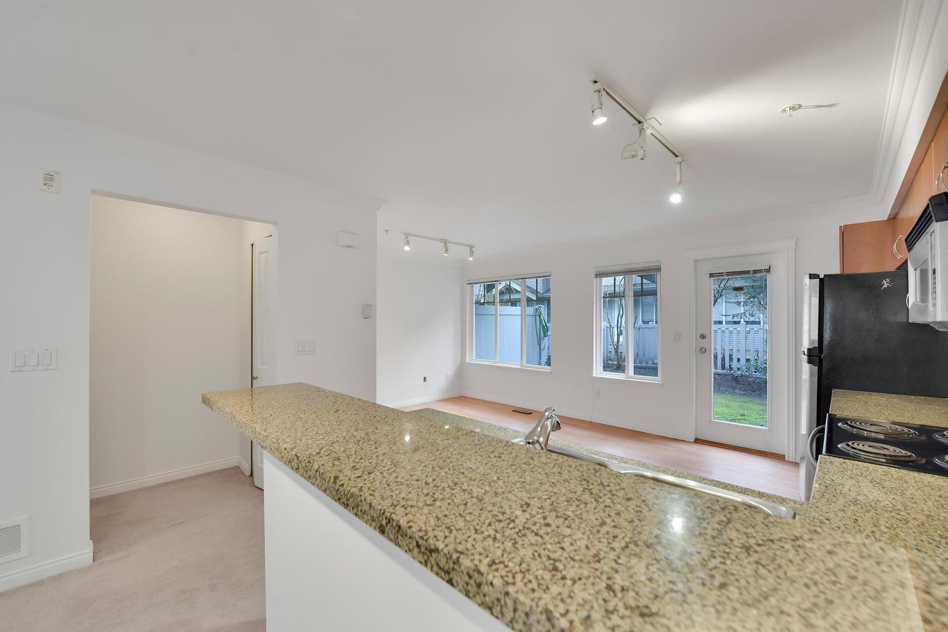 76-12040 68 Avenue, Surrey, BC