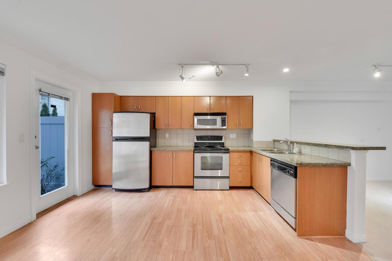 76-12040 68 Avenue, Surrey, BC