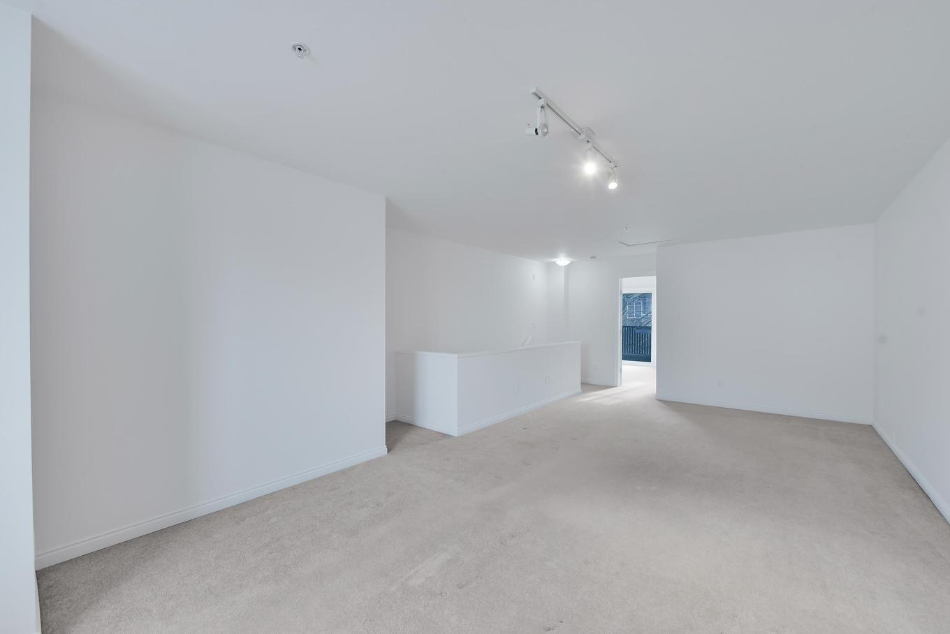 76-12040 68 Avenue, Surrey, BC