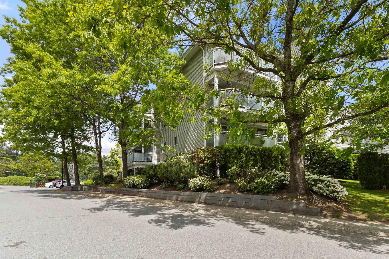 405-13680 84 Avenue, Surrey, BC