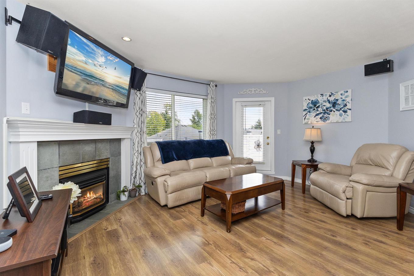 405-13680 84 Avenue, Surrey, BC