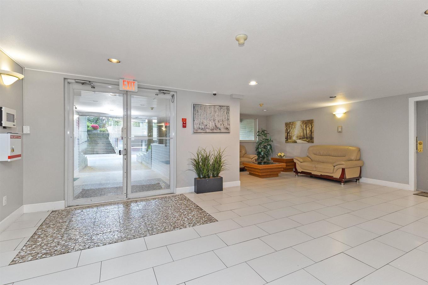 405-13680 84 Avenue, Surrey, BC